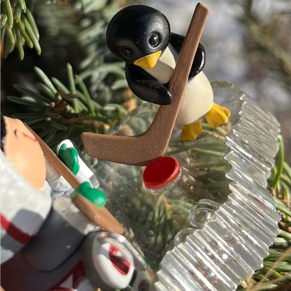 1991 Frosty Friends & 1990 Penguin Pal #3 Hallmark - Picture 5 of 13